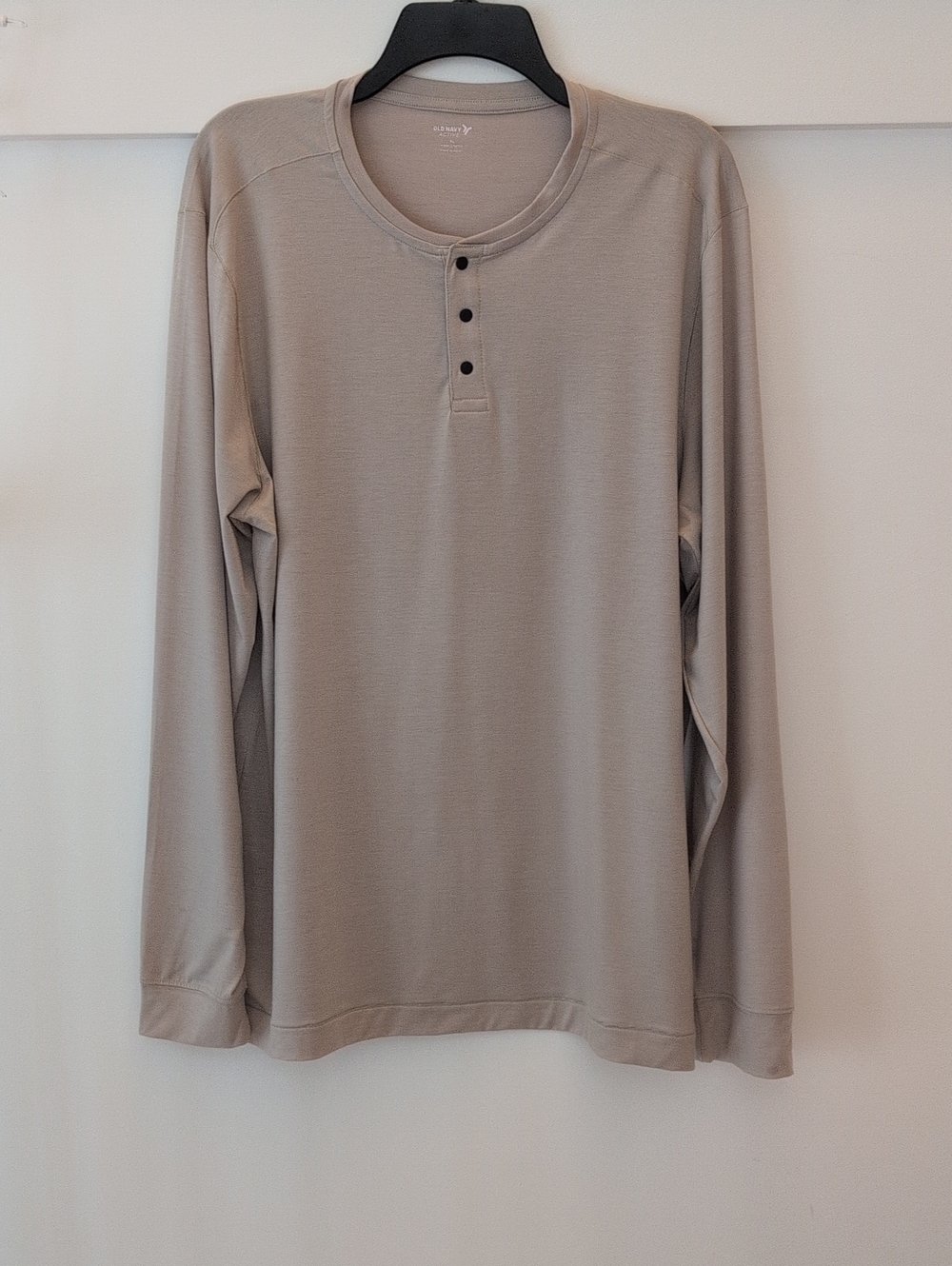 Men's Long-Sleeve Active Wear Henley Shirt - Beige